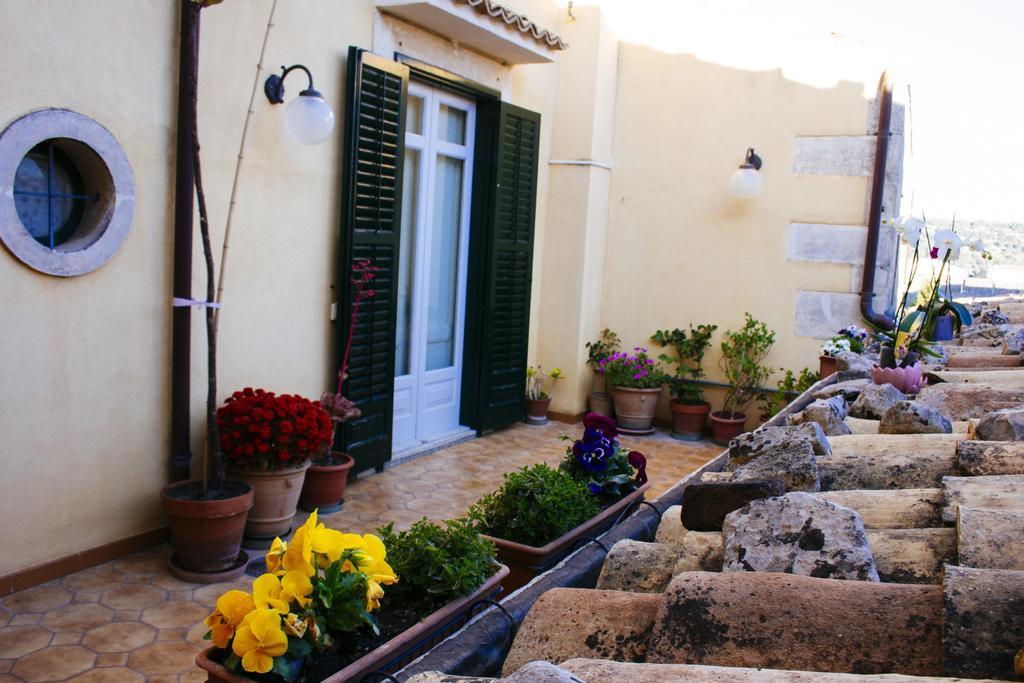 Risveglio Ibleo Bed & Breakfast Ragusa Eksteriør bilde